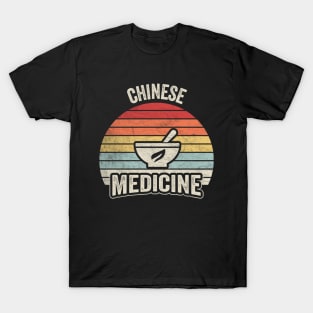 Retro Vintage Chinese Herbal Medicine Funny Herbalist Nature Therapist T-Shirt